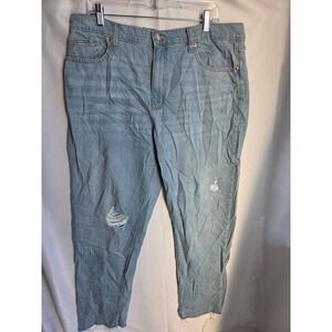 Universal Thread Boyfriend Jeans Womens  Blue Light Wash Relaxed Mid Tapered